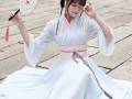 寺院汉服女孩穿搭，寺院汉服女孩穿搭图片