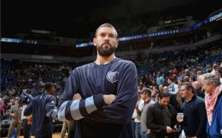 小加索尔选秀之后为什么没到nba，小加索尔选秀顺位低