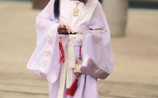 女儿穿搭汉服推荐文案，女儿穿汉服